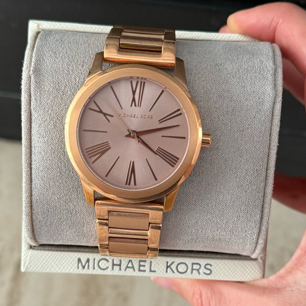 Michael Kors watch in rose gold